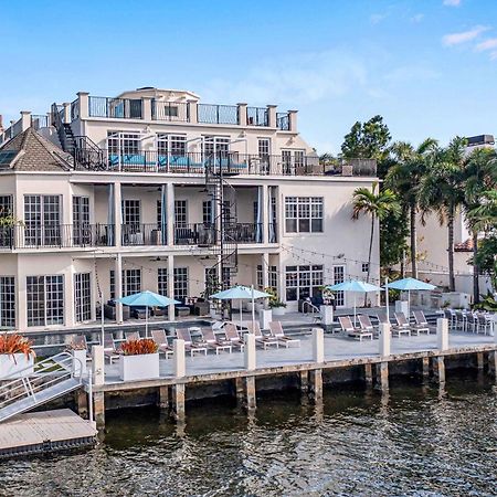 The Modern Castle Canal View Access Rooftop Living Greenhouse Vlllas فورت لودرديل المظهر الخارجي الصورة