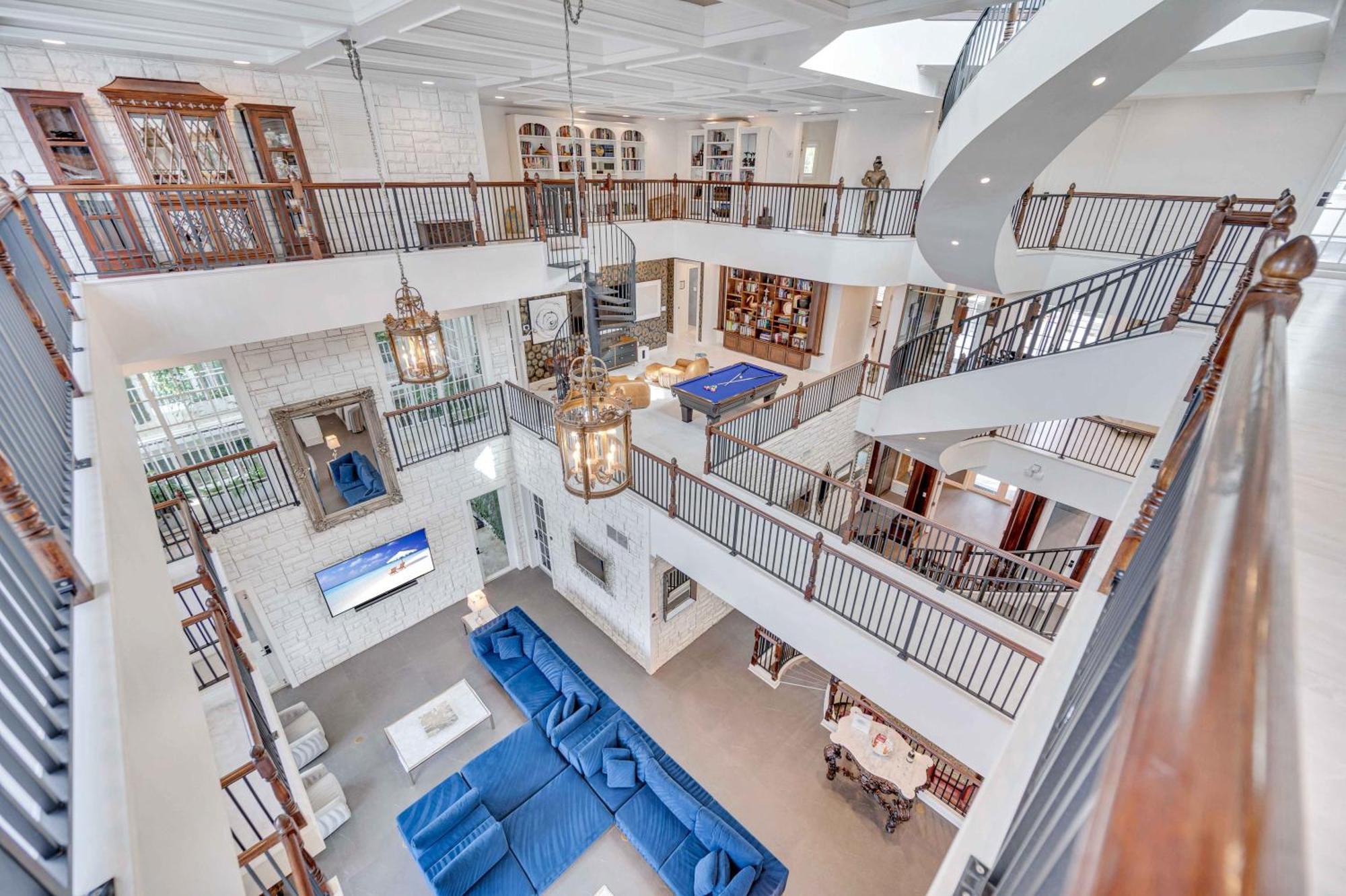 The Modern Castle Canal View Access Rooftop Living Greenhouse Vlllas فورت لودرديل المظهر الخارجي الصورة