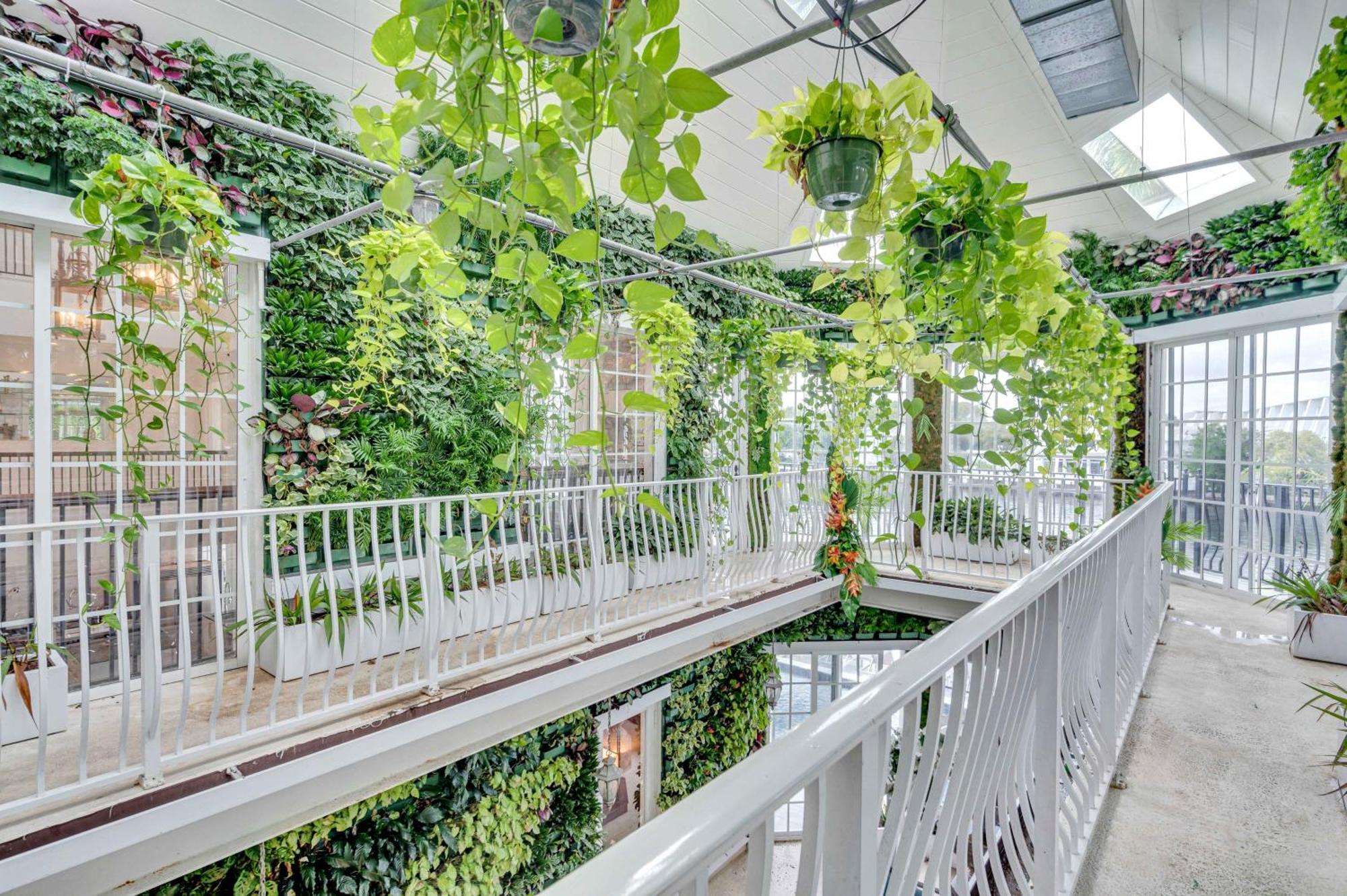 The Modern Castle Canal View Access Rooftop Living Greenhouse Vlllas فورت لودرديل المظهر الخارجي الصورة